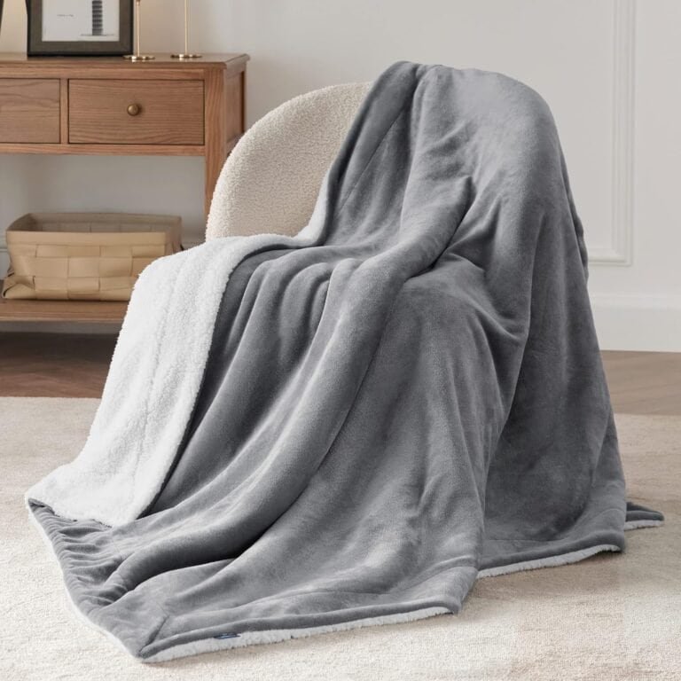 Bedsure Sherpa fleece throw blanket for bedroom